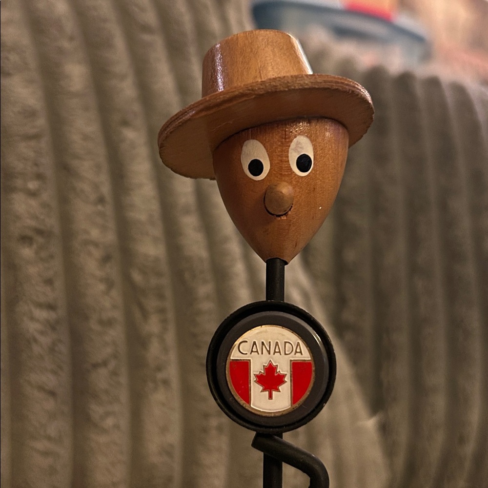 Johnny Guitar Vintage Novelty Bottle Opener 50s 60s Canada Canadian Ideal Japan - Picture 7 of 12
